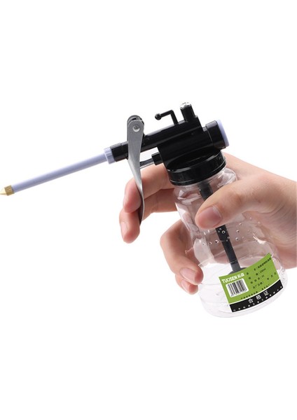 1 Adet Tarzı 250ML Yağlayıcı Gres Tabancaları Ekipmanları Şeffaf Yüksek Basınçlı Pompa Yağlayıcı Yağlama Yağı Kovası Plastik Makine Yağı Potu Genişletilmiş Hortum (Yurt Dışından) modelleri