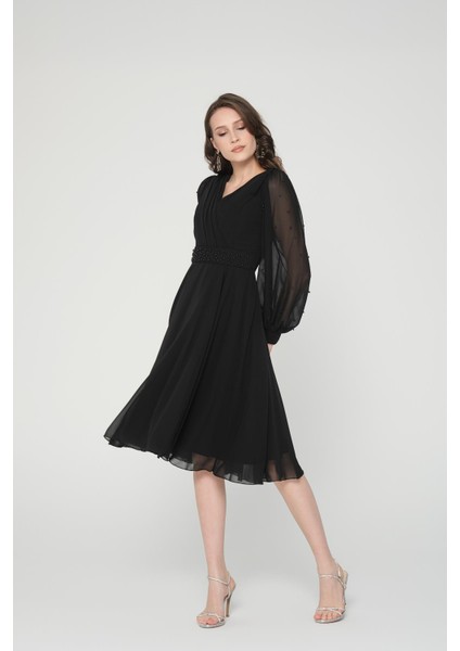 İncili Siyah Şifon Abiye Elbise