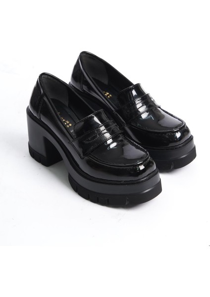 Kadın Femi Siyah Rugan 8 cm Topuklu Platformlu Ayakkabı fırsatları