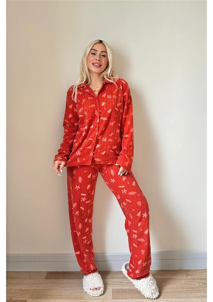 Turunç Tane Desenli Önden Düğmeli Peluş Polar Pijama Takımı