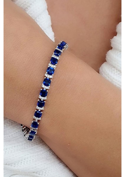 Pırlanta Parlaklığında Zirkon Taşlı safir Su Yolu Bileklik fiyatları