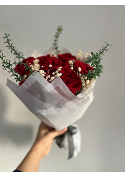 Örgü Kırmızı Gül Buketi,kırmızı Gül,el Yapımı Örgü Çiçek Buketi,anneye,sevgiliye,öğretmene Hediye fiyatları