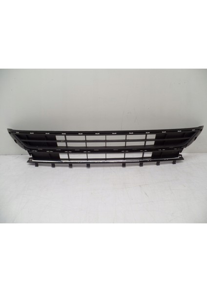 Volkswagen Polo 2018 Sonrası Tampon Izgarası Orta Kromlu