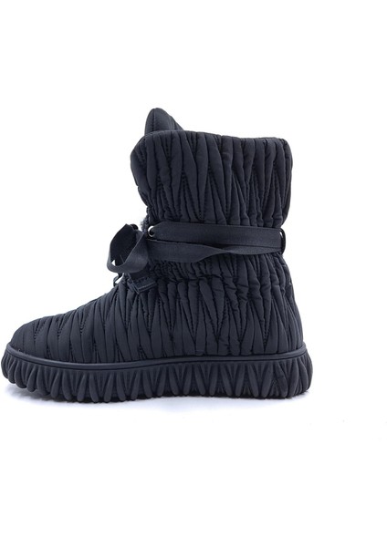 23K410-1 Kadın Bot modelleri