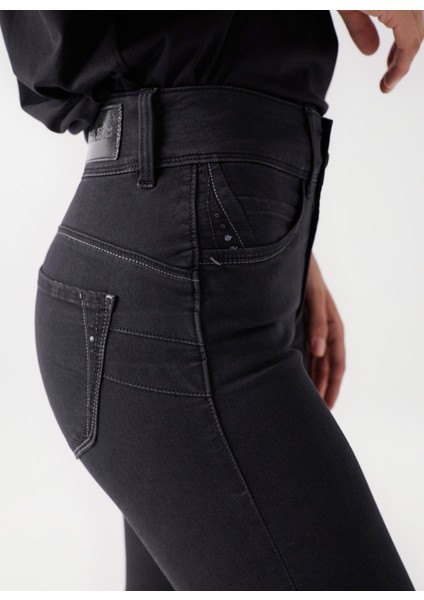 Orta Bel Slim Paça Skinny Fit Siyah Kadın Denim Pantolon 21007051 indirimleri