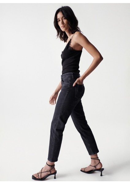 Yüksek Bel Dar Paça Mom Fit Siyah Kadın Denim Pantolon 21004613 modelleri