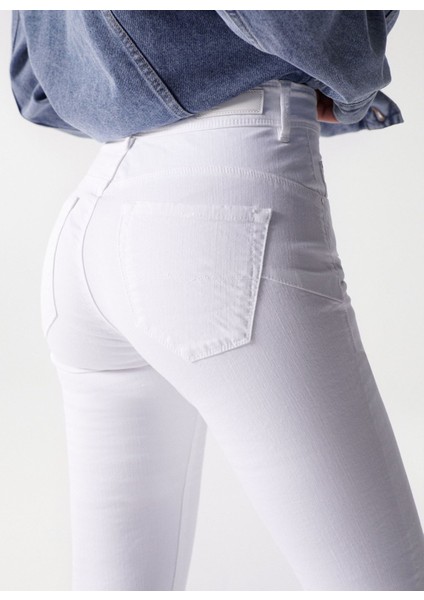 Yüksek Bel Skinny Paça Cropped Fit Beyaz Kadın Denim Pantolon 21000843 fırsatları