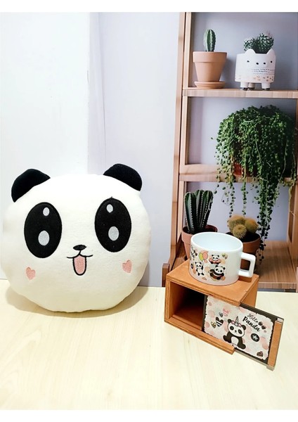 Ikili Peluş Panda Yastık ve Ahşap Kutulu Panda Temalı Seramik Kupa Bardak Hediye Seti