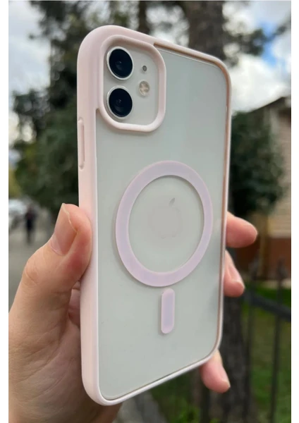 Vip Case Apple iPhone 11  Magsafe Wireless Şarj Özellikli Silikon 2mm Kamera Çıkıntılı Rema Kılıf