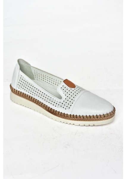 P555500103 Beyaz Deri Kadın Ayakkabı indirimleri