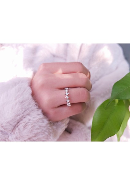 0,72 Karat Pırlanta Yarım Tur Yüzük 0423R0210
