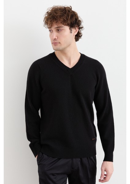 Erkek V Yaka Basic Yün Kazak Siyah modelleri