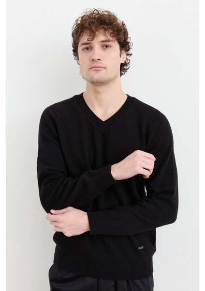 Erkek V Yaka Basic Yün Kazak Siyah indirimleri