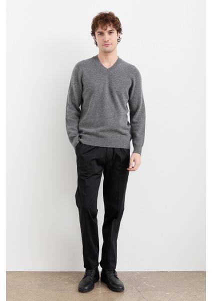 Erkek V Yaka Basic Yün Kazak Füme