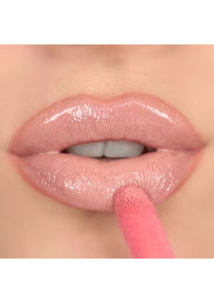 Pout Bomb Plumping Gloss Candy