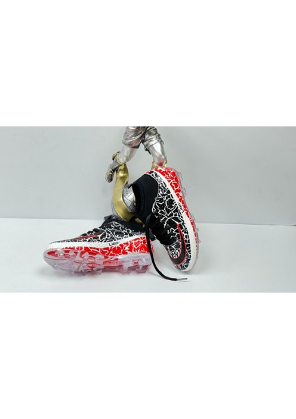 Yeni Model Bilekli Streç Çocuk Garson Erkek Futbol Krampon