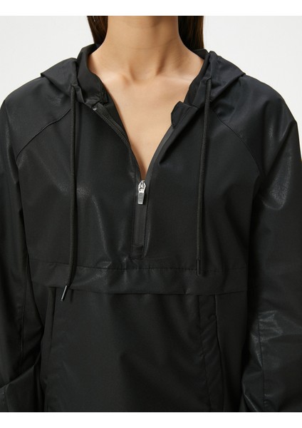 Spor Yarım Fermuarlı Kapüşonlu Sweatshirt Parlak Kumaş Cepli