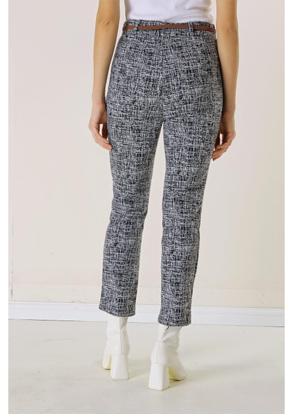 Beli Lastikli Kemerli Yandan Cepli Cam Kırığı Desen Dar Paça Pantolon fırsatları