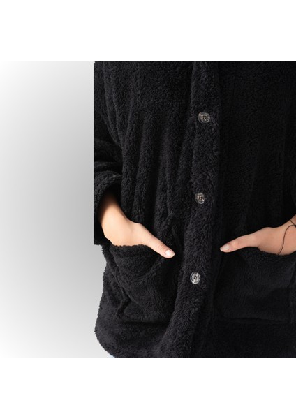 Kadın Dik Yaka Düğmeli Peluş Hırka