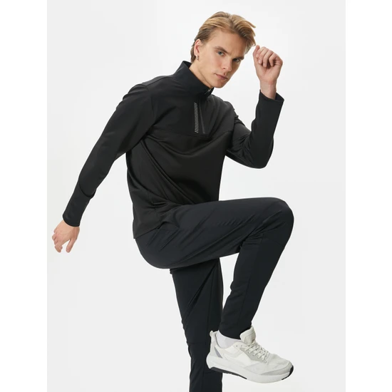 Koton Spor Sweatshirt Yarım Fermuarlı Dik Yaka Baskılı