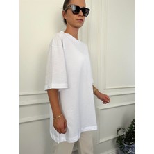Büşce Beyaz  Oversize Tişört