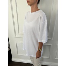 Büşce Beyaz  Oversize Tişört