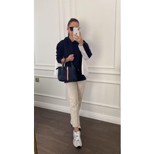 Büşce Gömlek Detaylı Lacivert Sweat