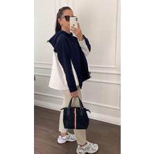 Büşce Gömlek Detaylı Lacivert Sweat