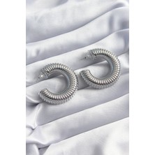 Callerrons Accessories  Pirinç Gümüş Renk Işleme Halka Model Kadın Küpe