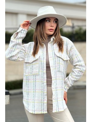 New Laviva Kadın Beyaz Ekose Tüvit Kumaş, Çift Cepli Uzun Salaş Gömlek Ceket