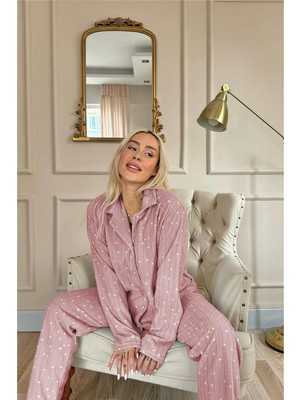 Pijama Evi Pembe Lune Desenli Önden Düğmeli Peluş Polar Pijama Takımı