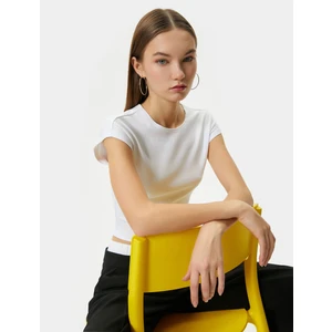 Basic Modal Tişört Slim Fit Ribanalı Kısa Kollu Bisiklet Yaka
