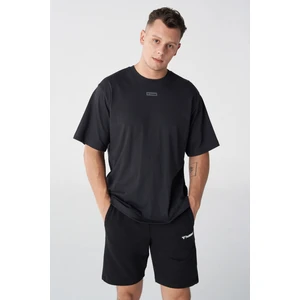 Hmljavon Oversize Erkek Siyah T-Shirt 911806-2001