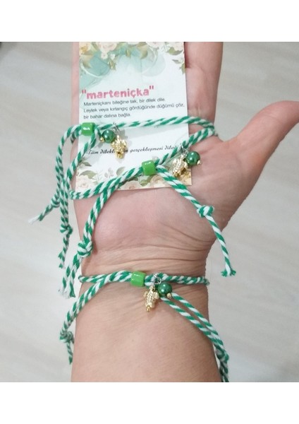 Üç Adet Renkli Inci ve Kaplumbağa Sallantılı Marteniçka Bileklik