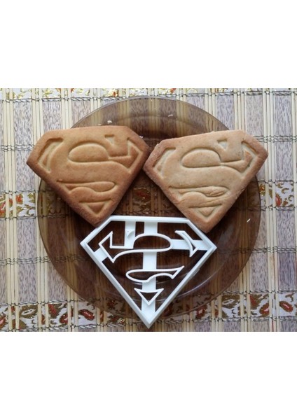 3'lü Superman Kurabiye Şekillendirici