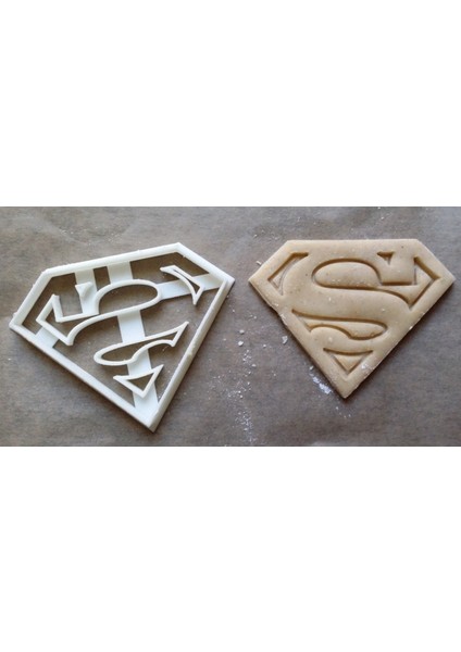 3'lü Superman Kurabiye Şekillendirici fiyatları