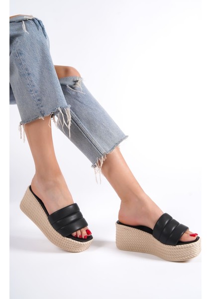 REİNA Dolgu Topuklu Ortopedik Taban Hasır Görünümlü Kadın Terlik KT Siyah modelleri