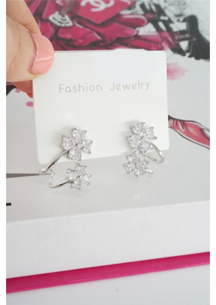 Kadın Vip Seri Baget Zirkon Taşlı 925 Ayar Gümüş Klipsli Küpe Seti