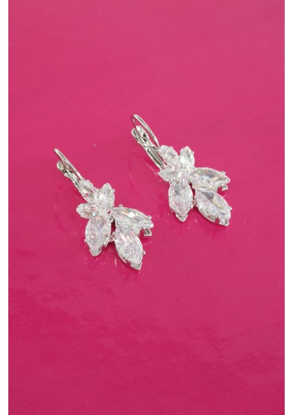 Kadın Vip Seri Baget Zirkon Taşlı 925 Ayar Gümüş Klipsli Küpe Seti fiyatları