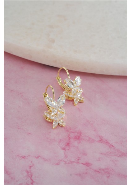 Kadın Vip Seri Baget Zirkon Taşlı 925 Ayar Gümüş Klipsli Küpe Seti fırsatları