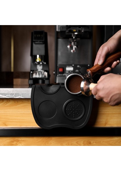 2 Adet Espresso Kahve Sabotaj Mat Silikon Sabotaj Tutucu Köşe Mat Pad Anti-Skid Sabotaj Mat Coffeeware Sıkıştırma Araçları (Yurt Dışından)