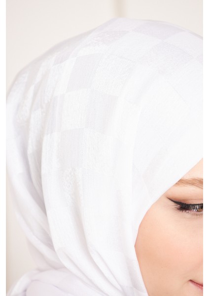 Saka Fashion Dama Desenli Jakarlı Şal