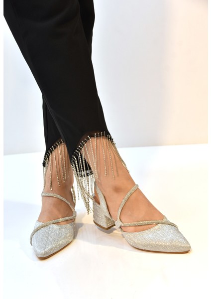 (Wiesse) Taş Biye Detaylı Kalın Topuklu Kadın Ayakkabı Gumüş indirimleri