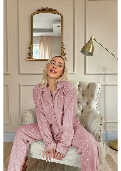 Pembe Lune Desenli Önden Düğmeli Peluş Polar Pijama Takımı fiyatları