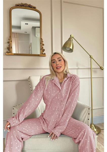 Pembe Lune Desenli Önden Düğmeli Peluş Polar Pijama Takımı modelleri