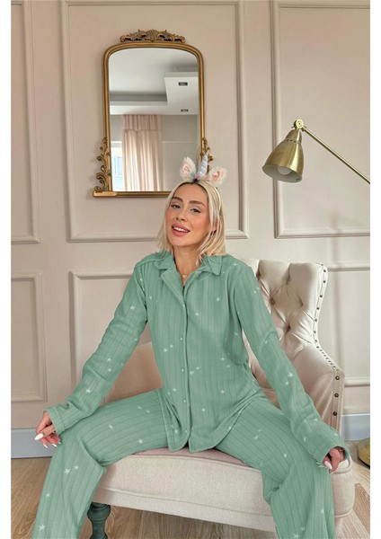 Yeşil Eclipse Desenli Önden Düğmeli Peluş Polar Pijama Takımı fırsatları