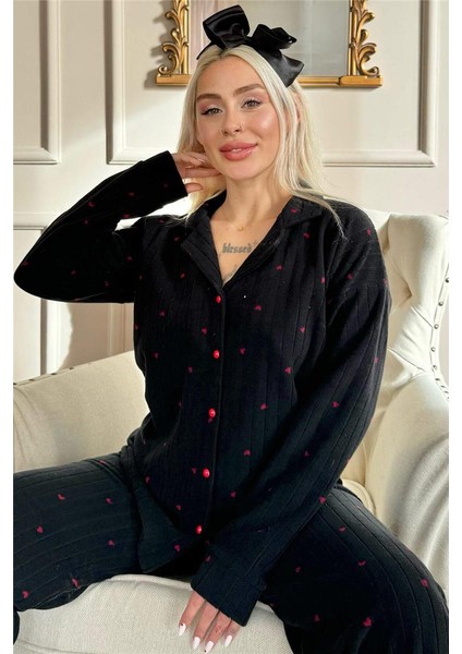 Siyah Jantung Desenli Önden Düğmeli Peluş Polar Pijama Takımı
