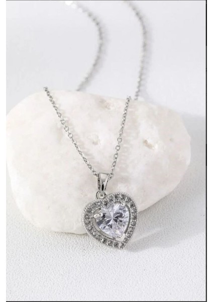 Gümüş Zincirli Zirkon Taşlı Kalp Paslanmaz Çelik Kolye