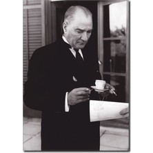 La Vita E Bella Kahve İçerken Atatürk Kanvas Tablo KA-1013