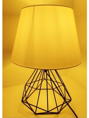 365gunserisonu Ferforje Metal Kafes Piramit Ayaklı  Beyaz Şapkalı Abajur